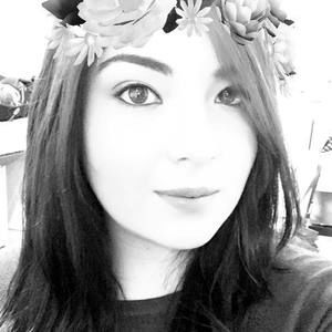 Meet your Posher, Nicole